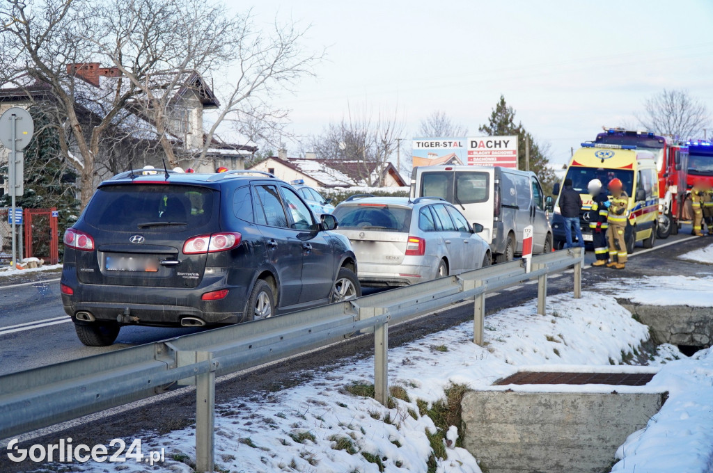 Ropica Polska. Wypadek przy wodociągach (30.11.)