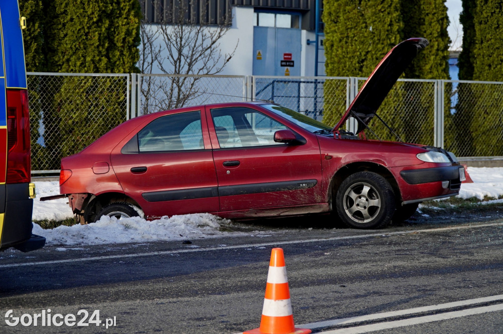 Ropica Polska. Wypadek przy wodociągach (30.11.)