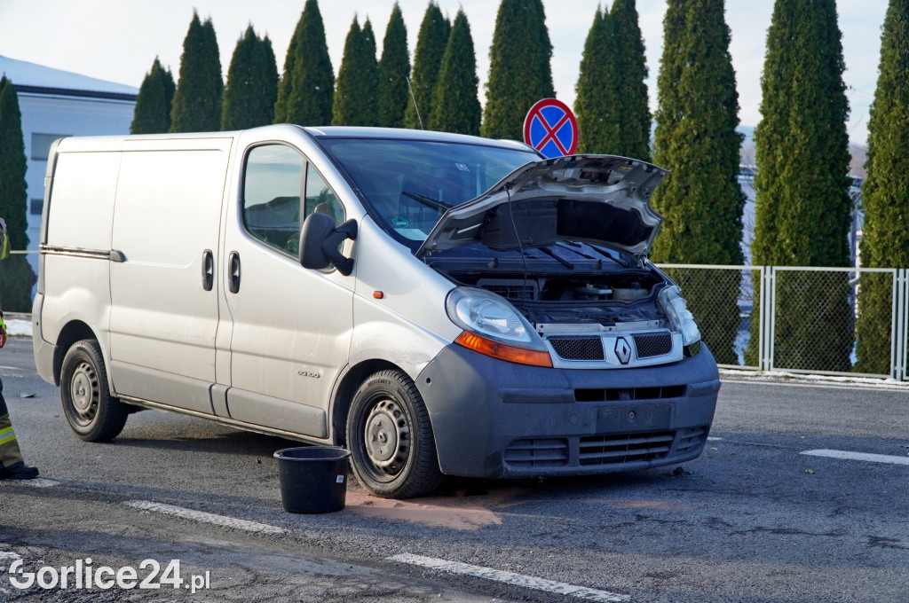 Ropica Polska. Wypadek przy wodociągach (30.11.)