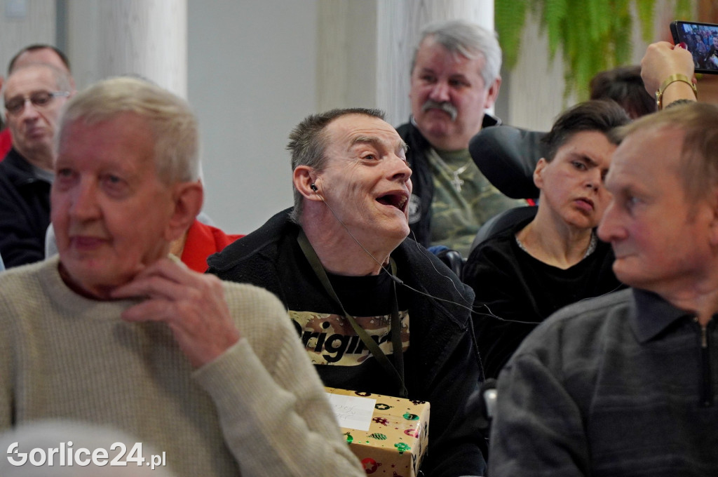 Święty Mikołaj w Domu Pomocy Społecznej (06.12)