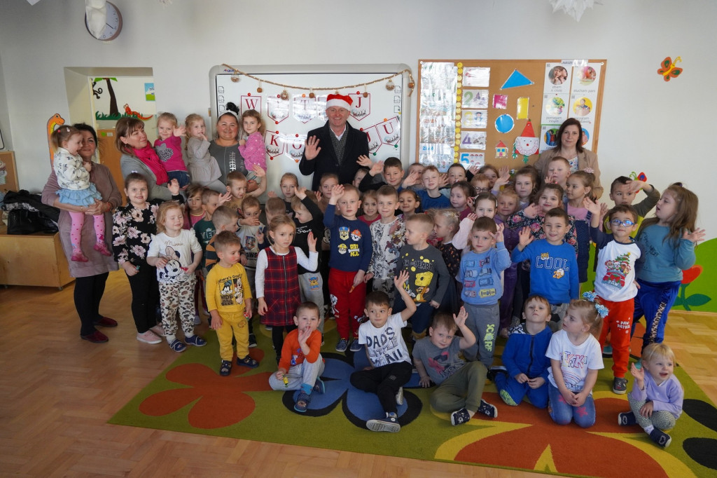 Wójt odwiedza przedszkola w gminie Gorlice (05.12)