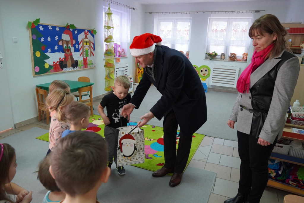 Wójt odwiedza przedszkola w gminie Gorlice (05.12)