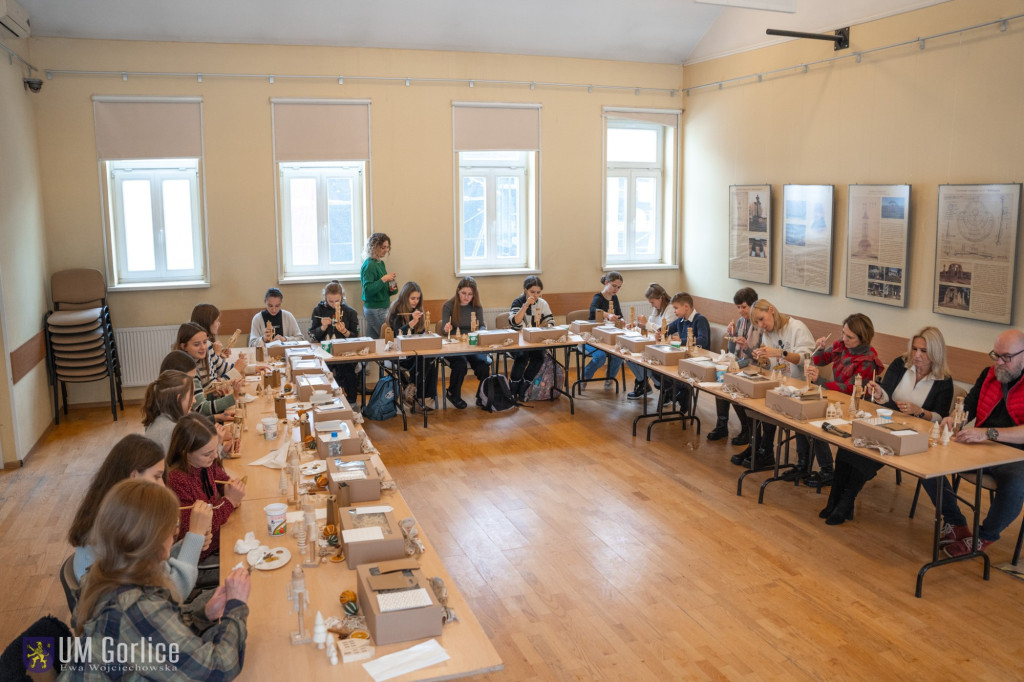 Warsztaty eko ozdób bożonarodzeniowych (07.12)