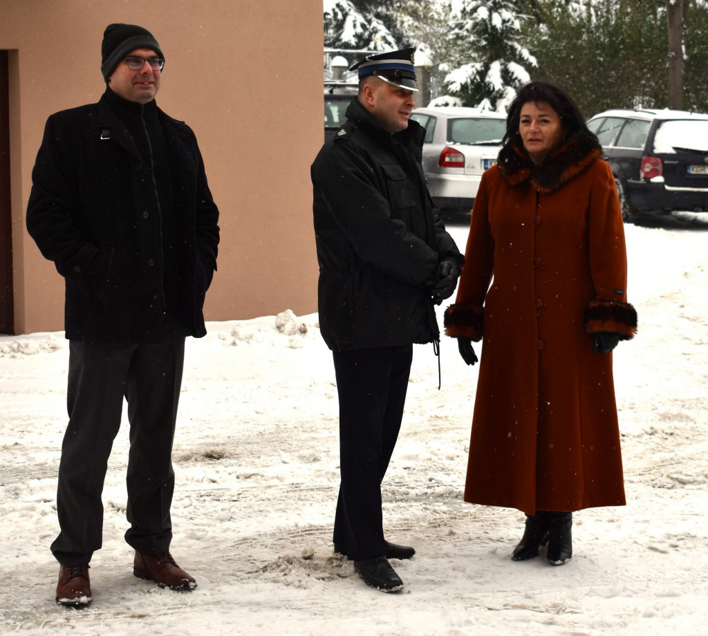 Otwarcie wyremontowanej remizy w Łużnej (07.12)