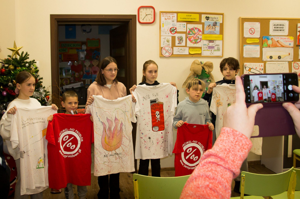Dzieciaki podsumowują projekt „Pięknie i zdrowo żyć bez nałogów