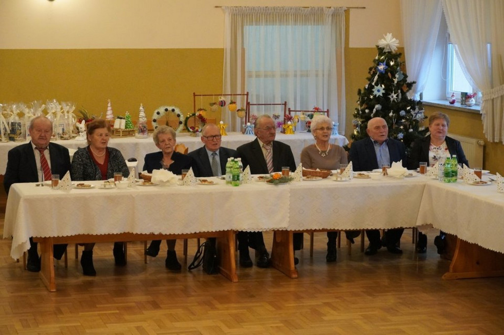 Spotkanie wigilijne organizowane przez klub SENIOR+