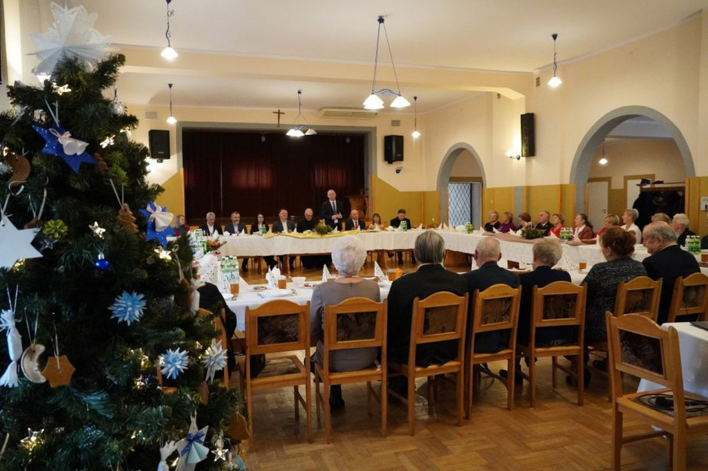 Spotkanie wigilijne organizowane przez klub SENIOR+