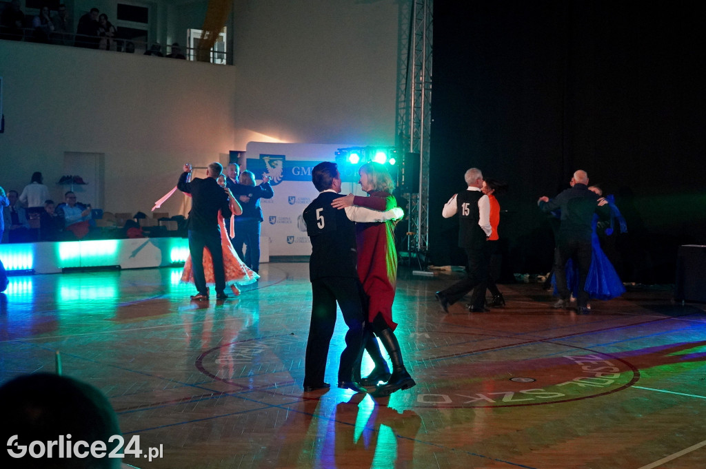 Turniej tańca towarzyskiego w Szymbarku (16.12)