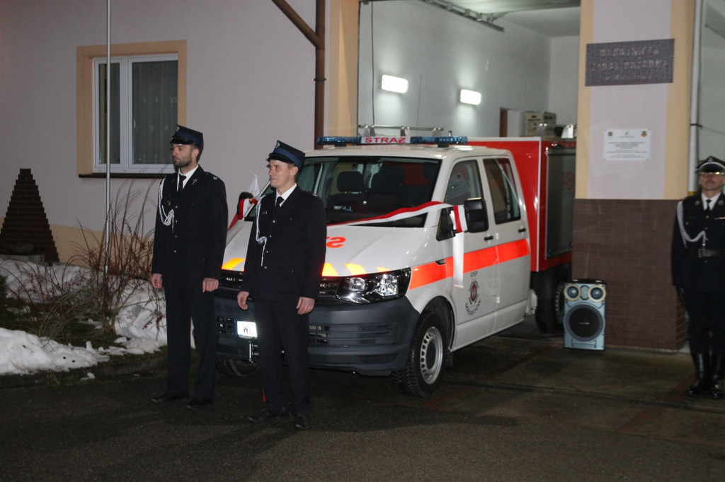 Nowy wóz bojowy dla OSP Małastów (17.12)