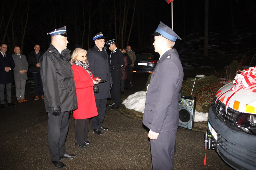 Nowy wóz bojowy dla OSP Małastów (17.12)