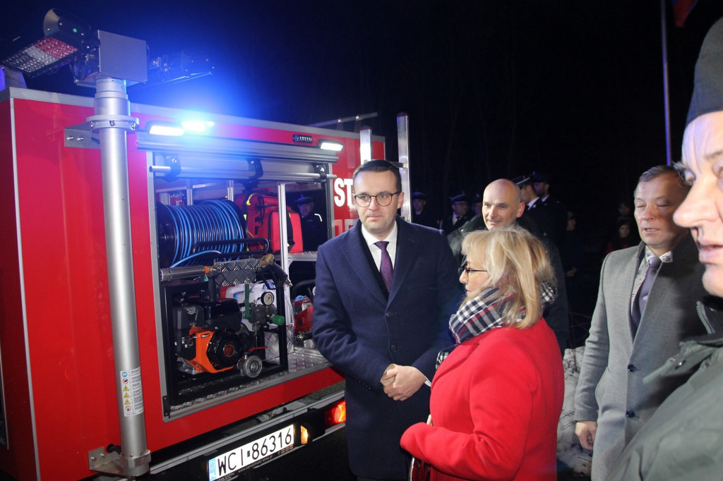 Nowy wóz bojowy dla OSP Małastów (17.12)