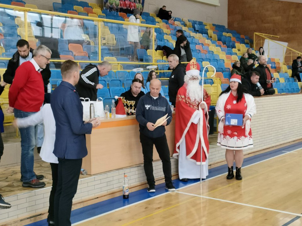 Mikołajkowy Turniej Mini Piłki Ręcznej klas IV i młodszych