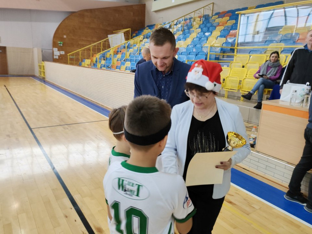 Mikołajkowy Turniej Mini Piłki Ręcznej klas IV i młodszych