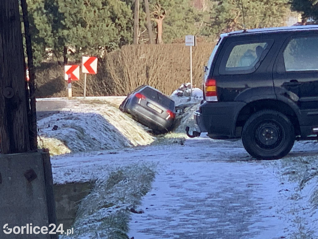 Zderzenie pojazdów w Sękowej (22.12.)