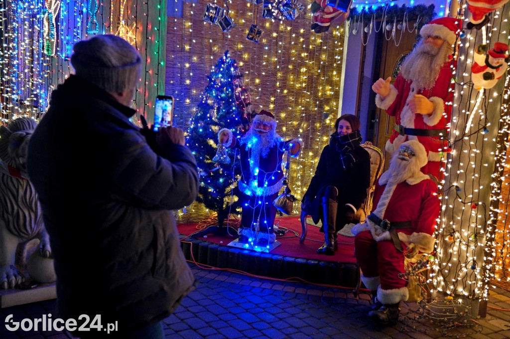 Najbardziej rozświetlony dom znów przyciąga tłumy