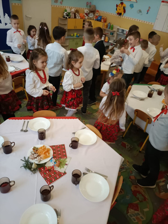 Wigilia przedszkolaków w Wilczyskach (21.12)
