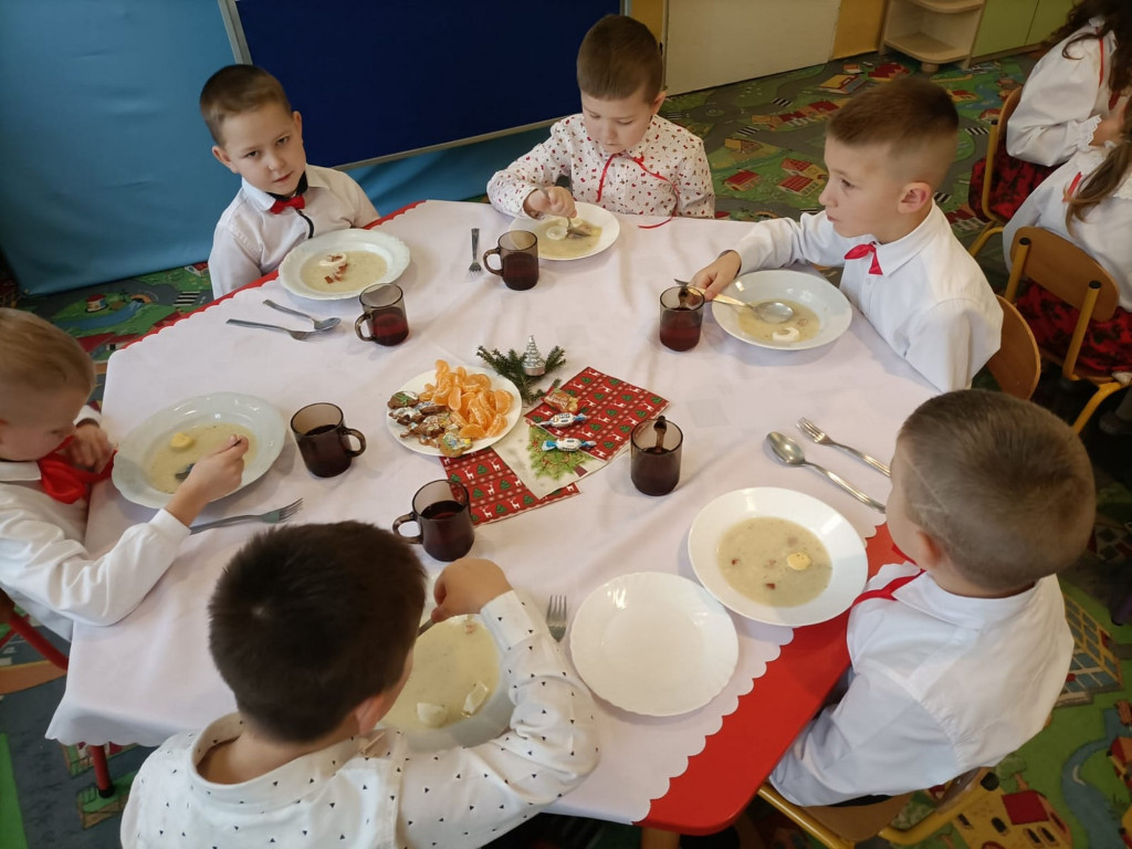 Wigilia przedszkolaków w Wilczyskach (21.12)