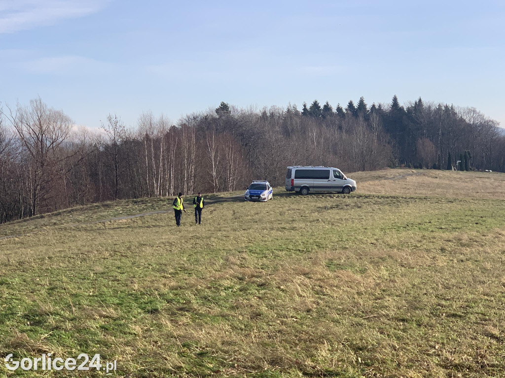 Bystra. Mężczyzna przygnieciony przez samochód (29.12.)