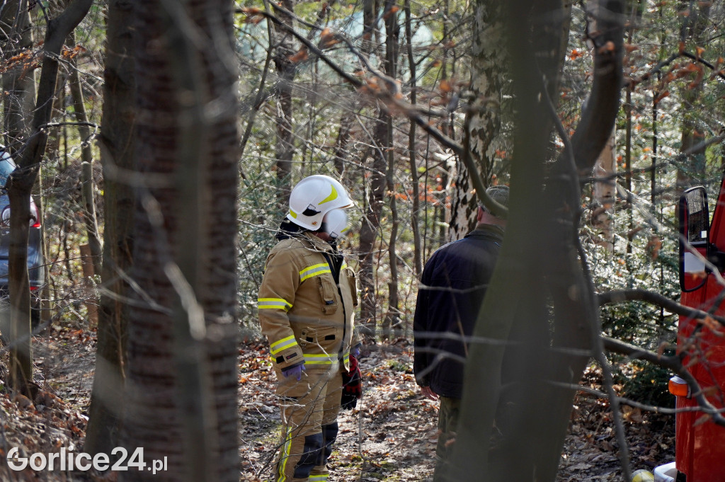 Bystra. Mężczyzna przygnieciony przez samochód (29.12.)