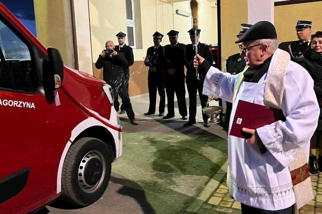 Nowy samochód dla jednostki OSP Pagorzyna (30.12)