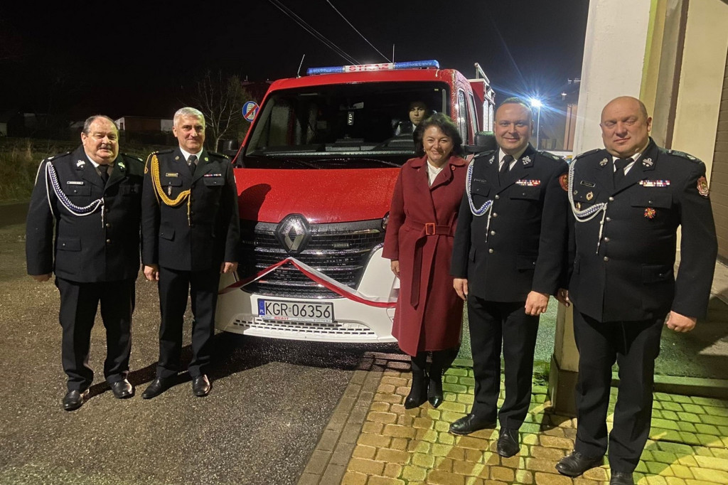Nowy samochód dla jednostki OSP Pagorzyna (30.12)
