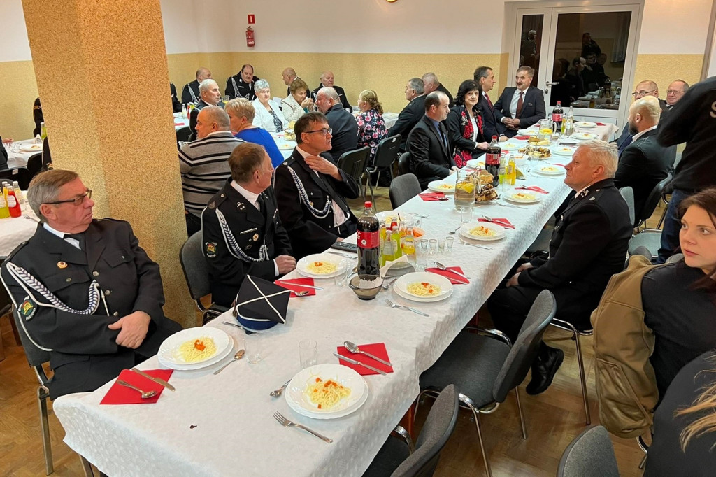 Nowy samochód dla jednostki OSP Pagorzyna (30.12)