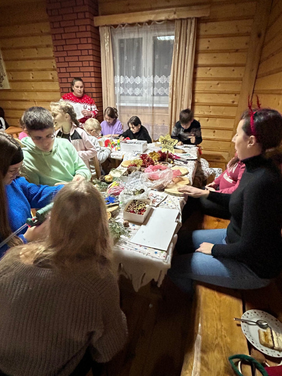 Warsztaty ozdób świątecznych w Owczarach