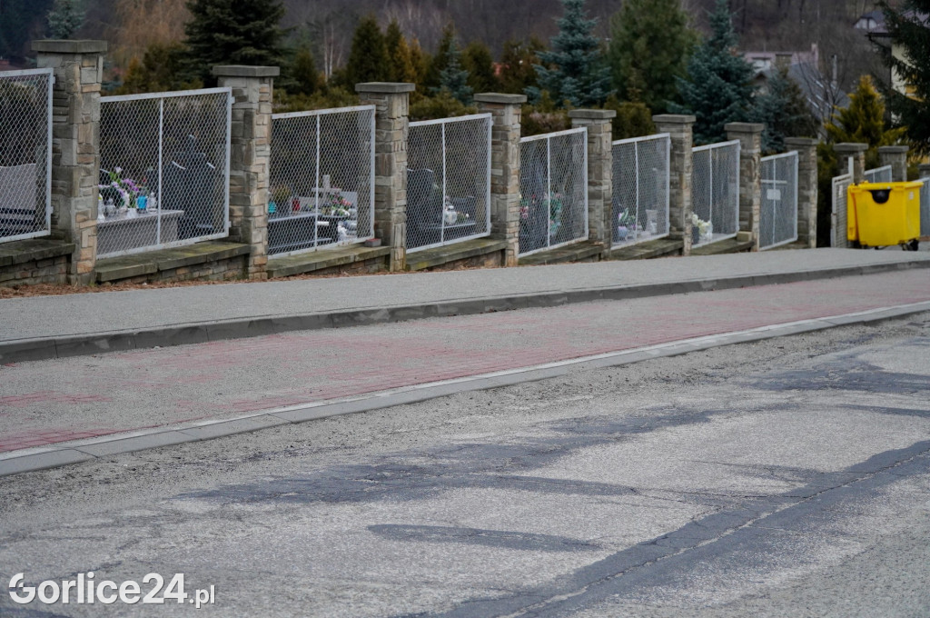 Remont ulicy Cmentarnej (05.01)