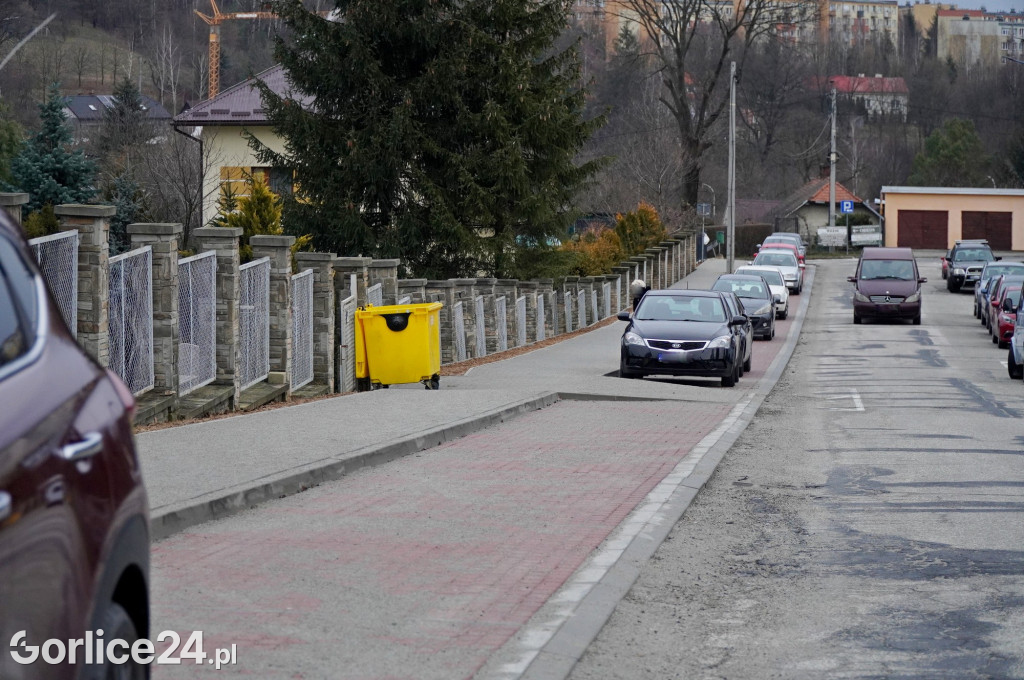 Remont ulicy Cmentarnej (05.01)