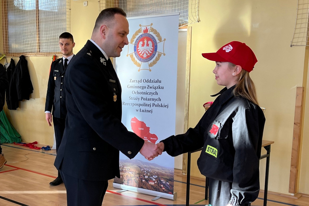 Gminne Halowe Młodzieżowe Zawody Sportowo-Pożarnicze w Łużnej (20.01)