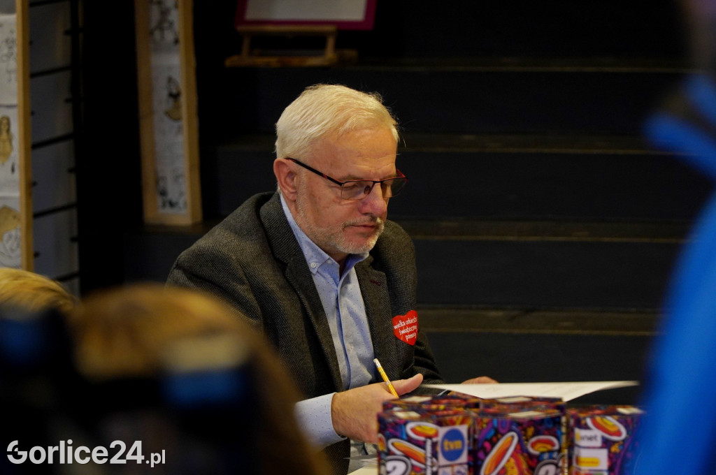 Rozdanie puszek wolontariuszom WOŚP w Gorlicach (23.01)