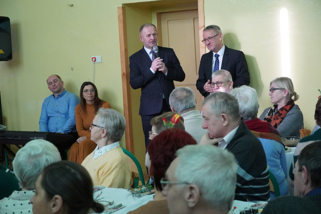 Spektakl słowno-muzyczny w czasach PRL-u w Szymbarku (22.01)