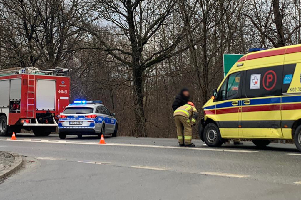 Kolizja z udziałem karetki pogotowia (24.01.)