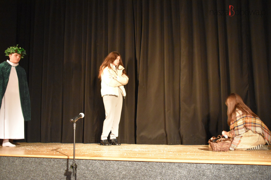 Jasełka w Bobowej ośmiu grup teatralnych (25.01)