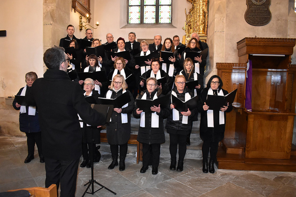 Koncert kolęd i pastorałek w wykonaniu chóru „Laurenti” (28.01)