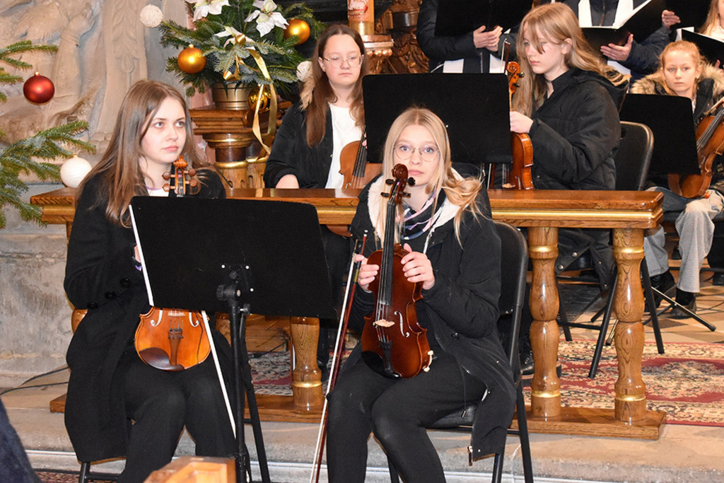 Koncert kolęd i pastorałek w wykonaniu chóru „Laurenti” (28.01)