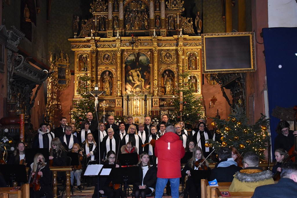 Koncert kolęd i pastorałek w wykonaniu chóru „Laurenti” (28.01)