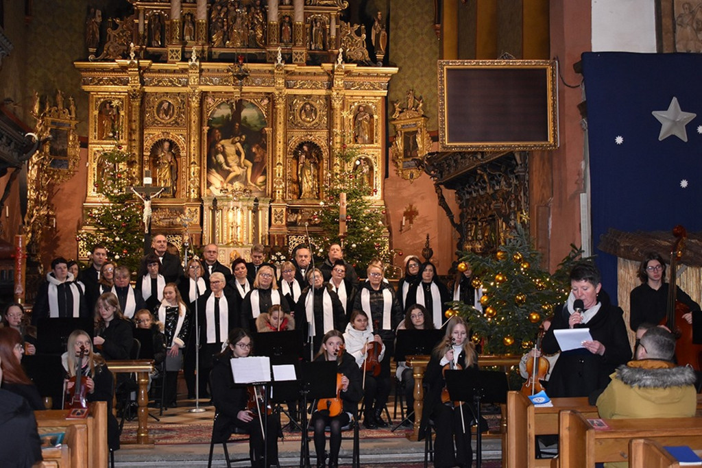 Koncert kolęd i pastorałek w wykonaniu chóru „Laurenti” (28.01)
