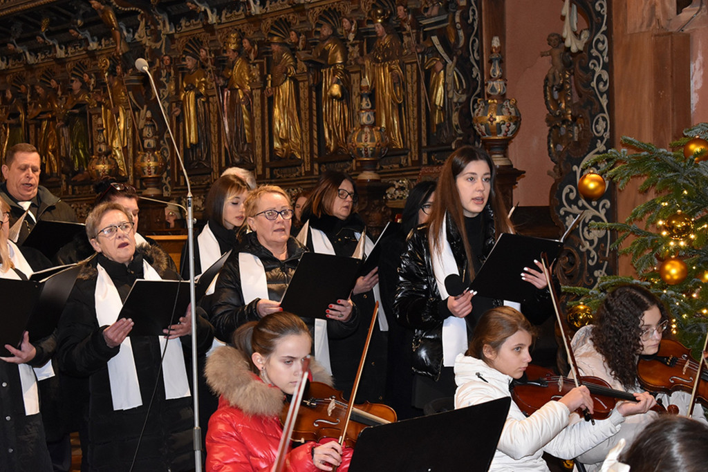 Koncert kolęd i pastorałek w wykonaniu chóru „Laurenti” (28.01)