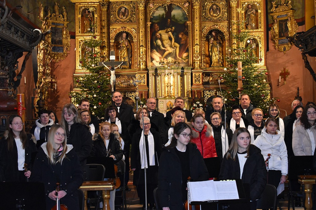 Koncert kolęd i pastorałek w wykonaniu chóru „Laurenti” (28.01)