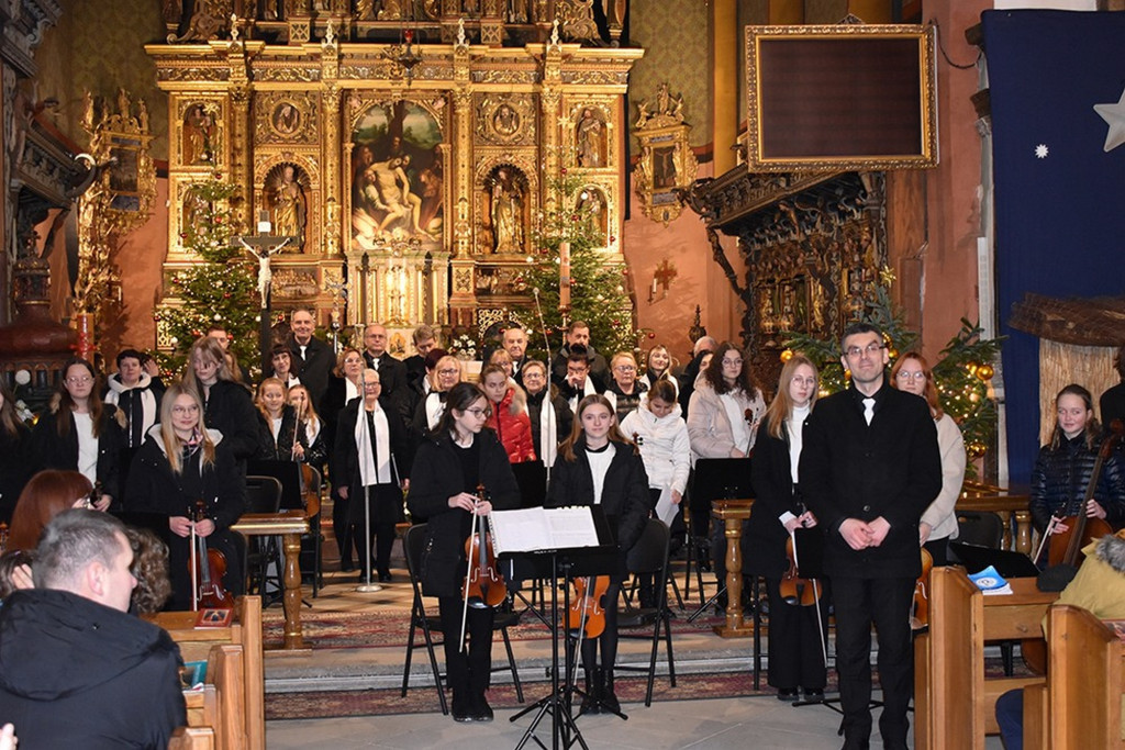 Koncert kolęd i pastorałek w wykonaniu chóru „Laurenti” (28.01)