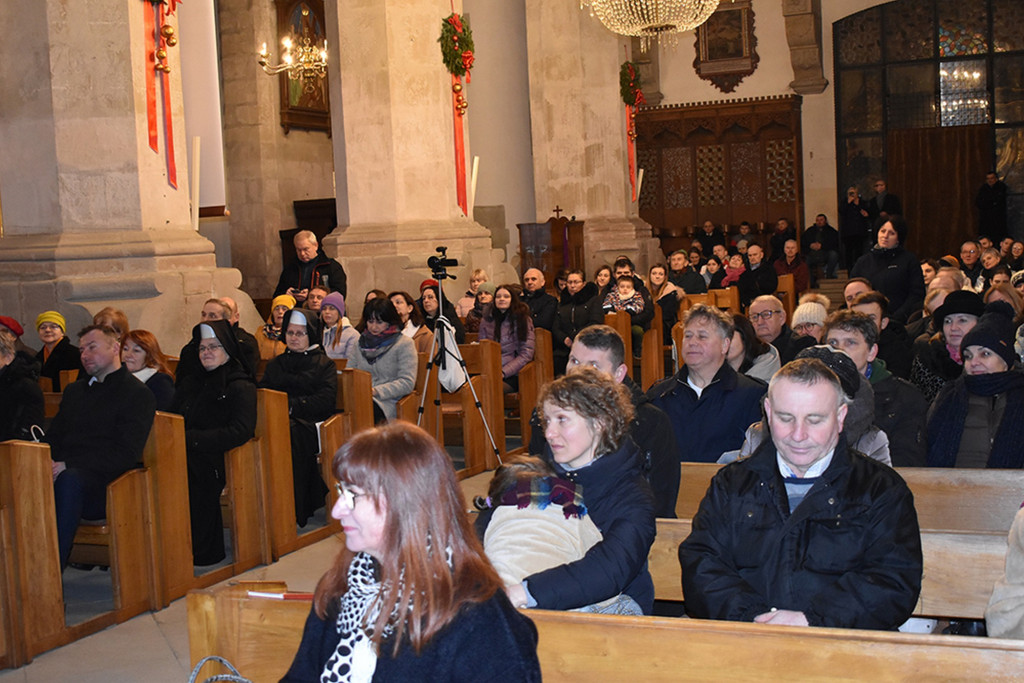 Koncert kolęd i pastorałek w wykonaniu chóru „Laurenti” (28.01)