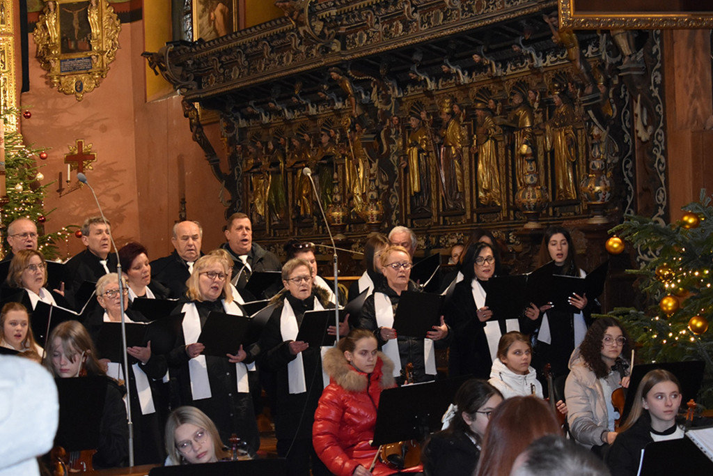Koncert kolęd i pastorałek w wykonaniu chóru „Laurenti” (28.01)