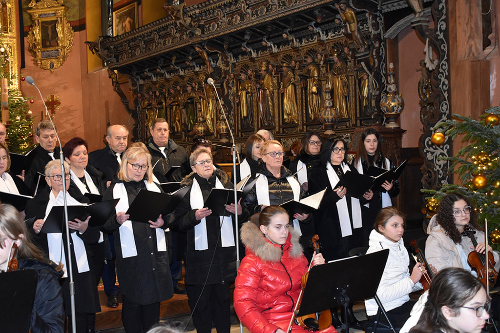 Koncert kolęd i pastorałek w wykonaniu chóru „Laurenti” (28.01)