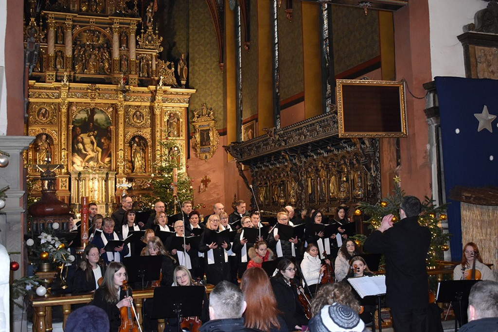Koncert kolęd i pastorałek w wykonaniu chóru „Laurenti” (28.01)