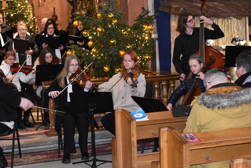 Koncert kolęd i pastorałek w wykonaniu chóru „Laurenti” (28.01)