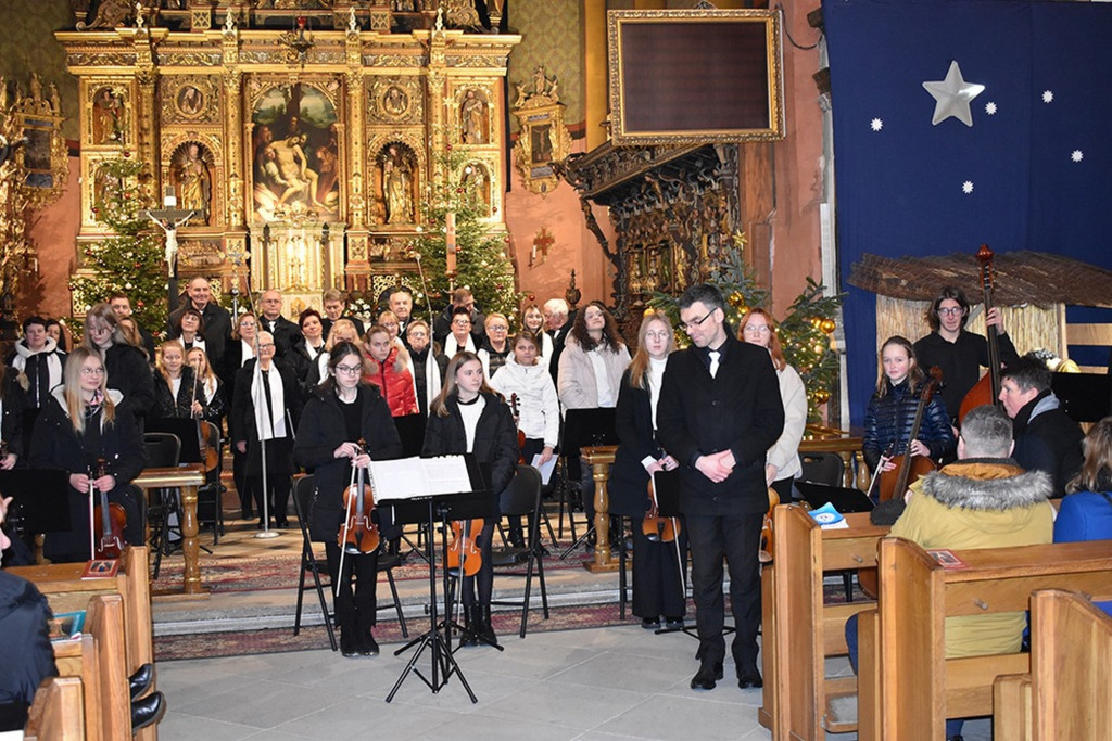 Koncert kolęd i pastorałek w wykonaniu chóru „Laurenti” (28.01)
