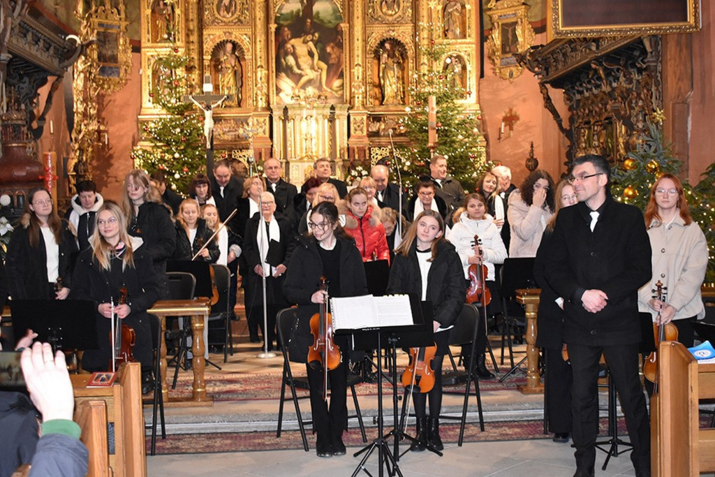 Koncert kolęd i pastorałek w wykonaniu chóru „Laurenti” (28.01)