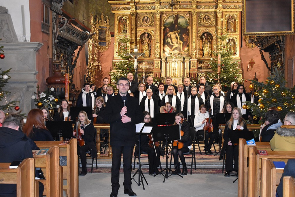Koncert kolęd i pastorałek w wykonaniu chóru „Laurenti” (28.01)