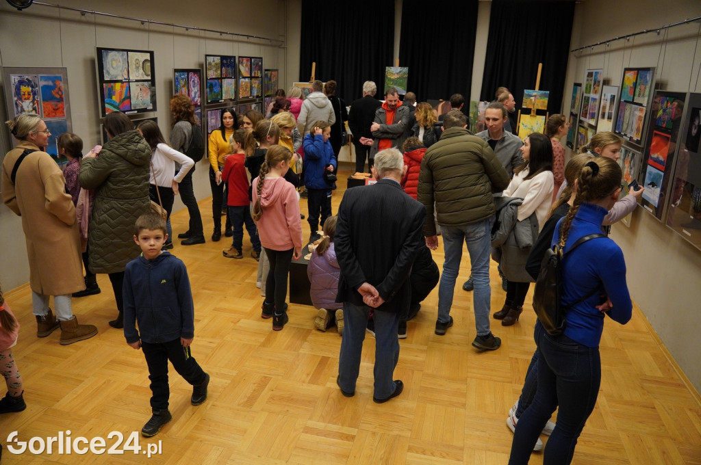 Wystawa semestralna w MDK (06.02.)